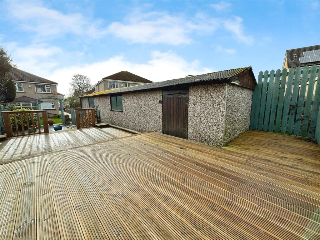 Additional property image - Robin Close, Bradford, BD2 2EZ