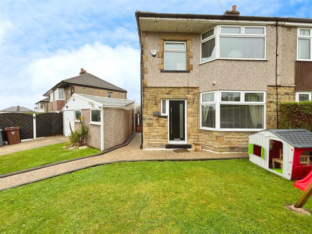 Main image of property: Leafield Way, Bradford, BD2 3RY