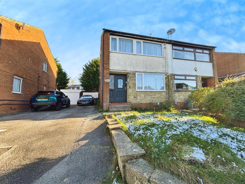 Main image of property: Plumpton Close, Bradford