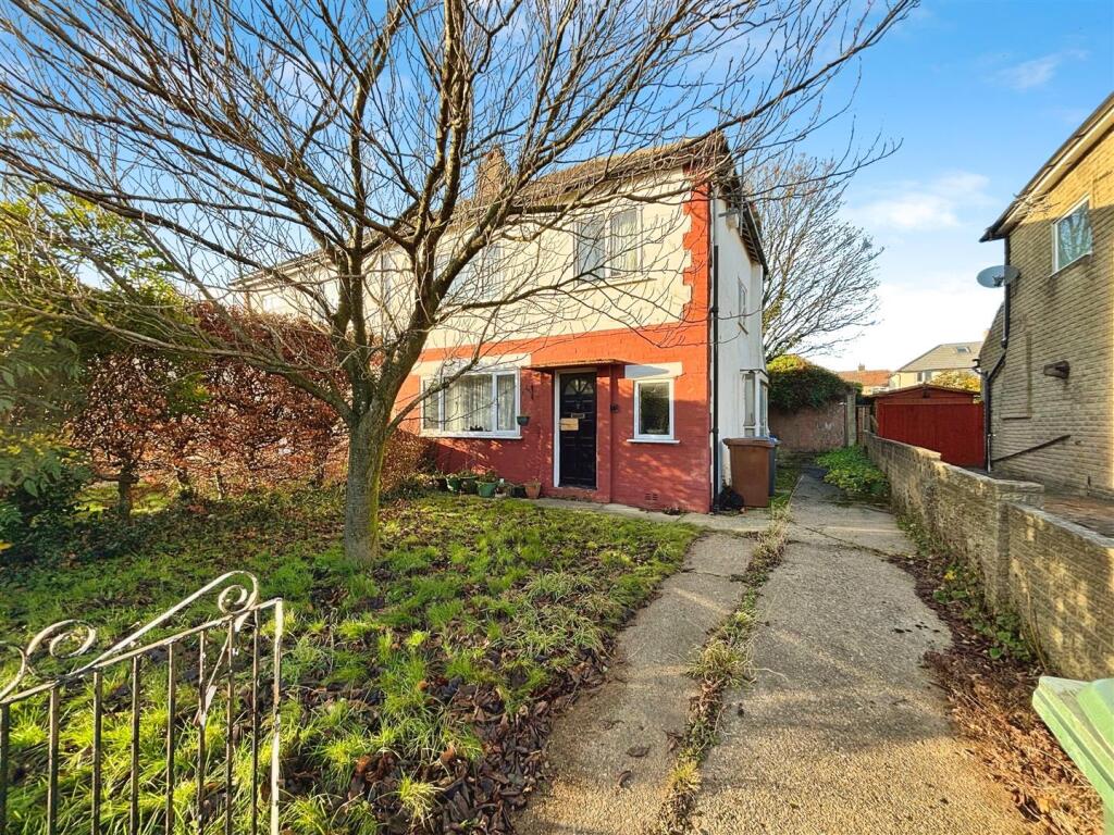 Main image of property: Plumpton Lea, Bradford, BD2 1PP