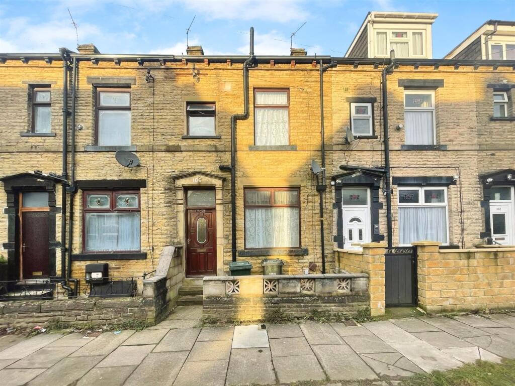 Main image of property: Carrington Street, Bradford, BD3 8AJ