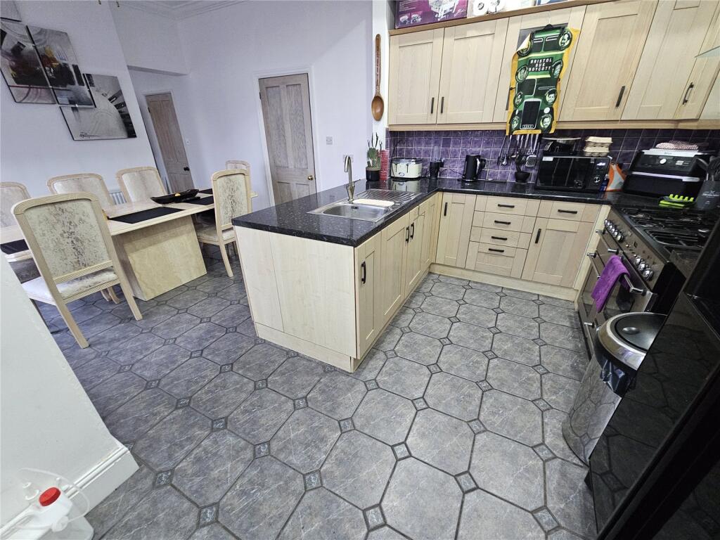 Additional property image - Thingwall Park, Fishponds, Bristol, BS16