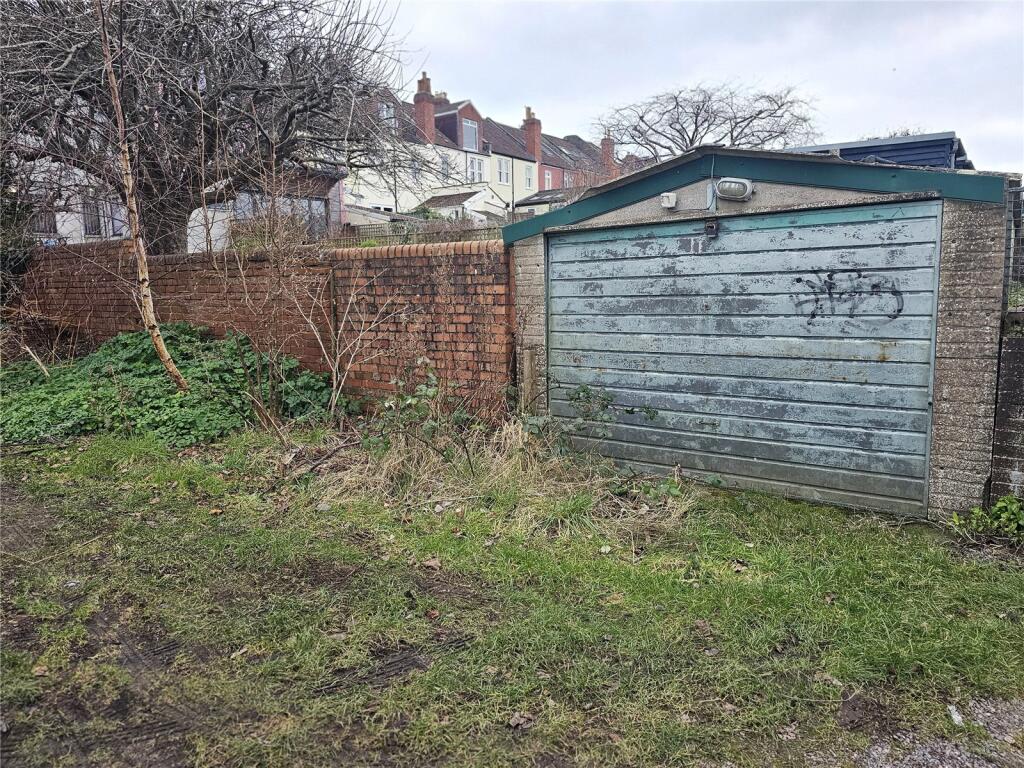 Additional property image - Thingwall Park, Fishponds, Bristol, BS16