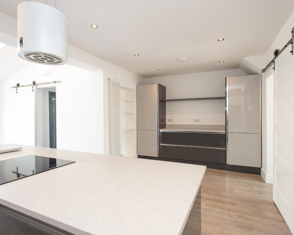Additional property image - Lincoln Green Road, Orpington, Kent, BR5 2DX