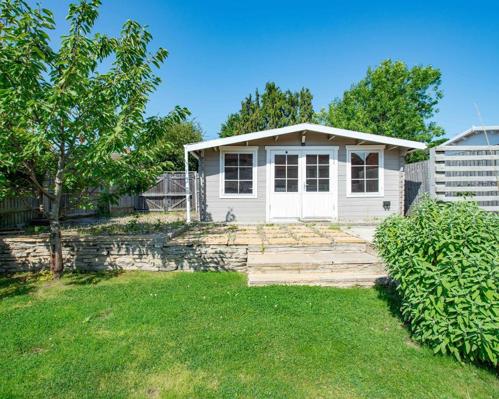 Additional property image - Lincoln Green Road, Orpington, Kent, BR5 2DX
