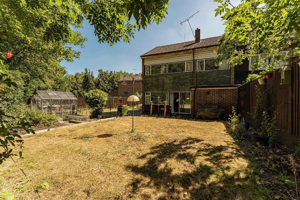 Main image of property: Contessa Close, Farnborough Village, Orpington, Kent, BR6 7ER