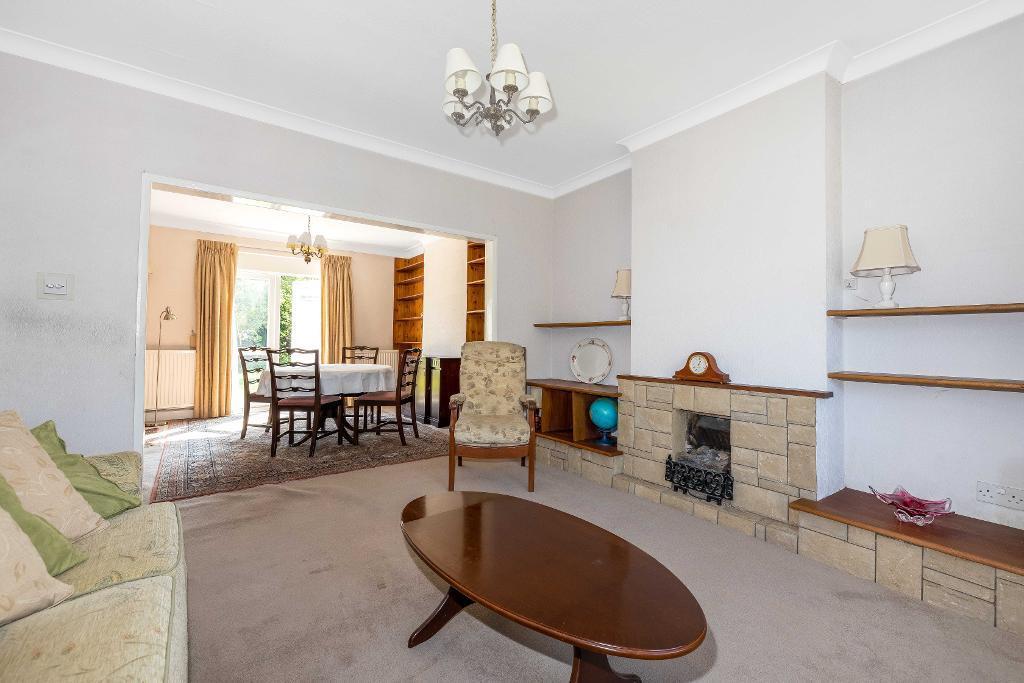 3 bedroom detached house for sale in Elm Grove, Orpington, Kent, BR6