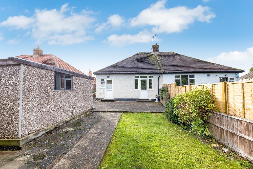 2 bedroom semidetached bungalow for sale in Northfield Avenue