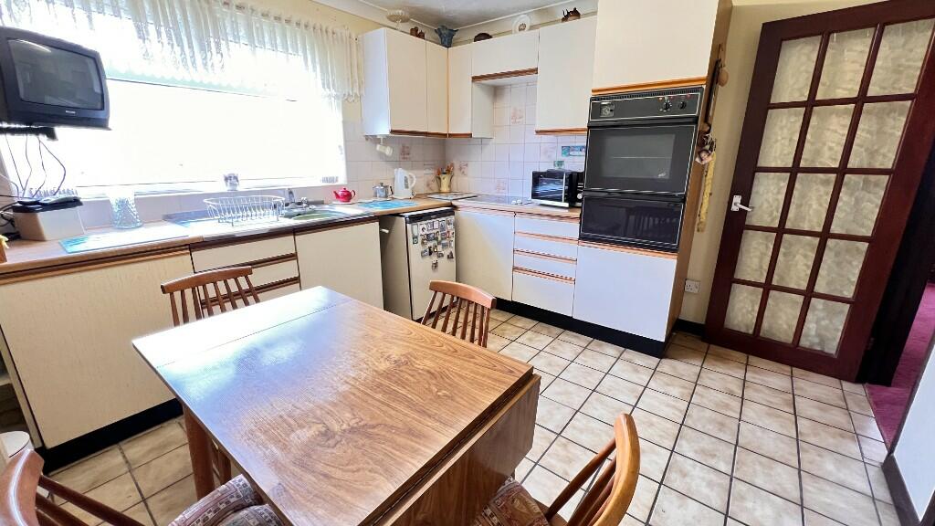 2 bedroom detached bungalow for sale in Wisbech Road, Walpole St Andrew PE14