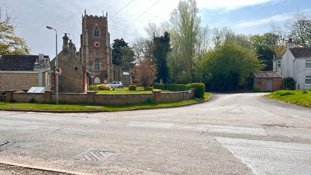 2 bedroom detached bungalow for sale in Wisbech Road, Walpole St Andrew PE14