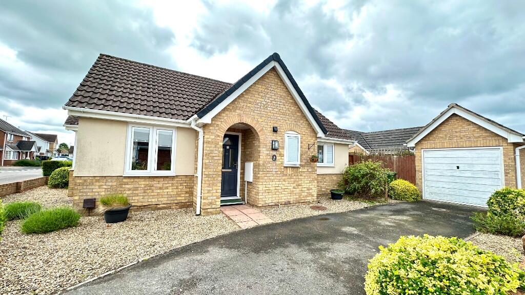 Main image of property: Worsley Chase, March, Cambridgeshire, PE15