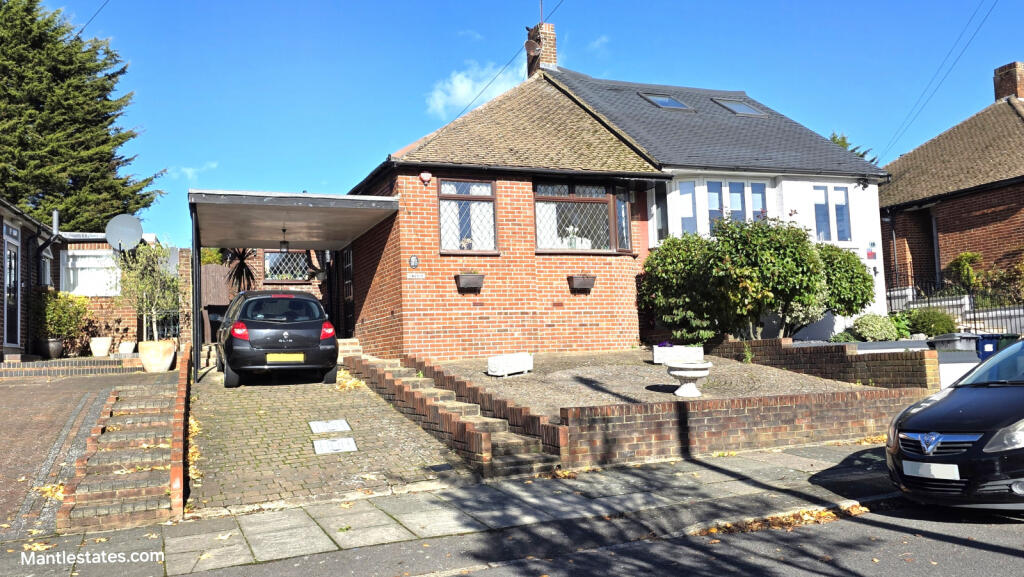 Main image of property: Hamilton Road, Cockfosters EN4