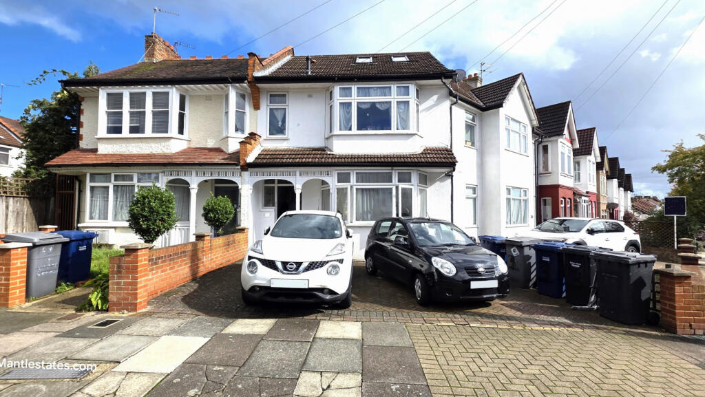 Main image of property: 3 Woodgrange Avenue, N12 0PT