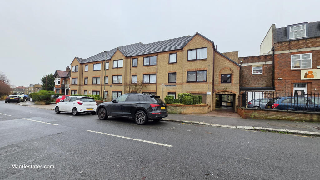 Main image of property: Lychgate Court, Friern Park N12