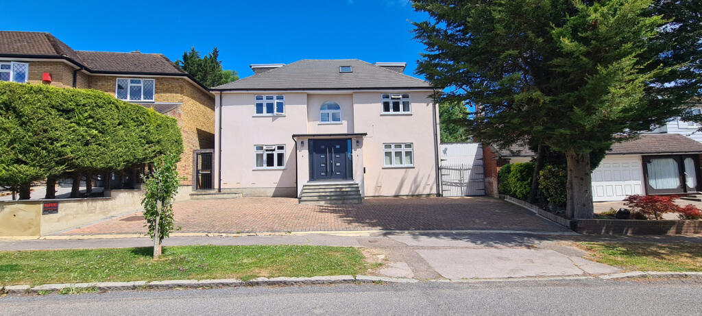 Main image of property: Claremont Road, Hadley Wood EN4