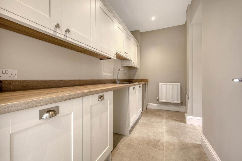 Additional property image - West Mersea, CO5