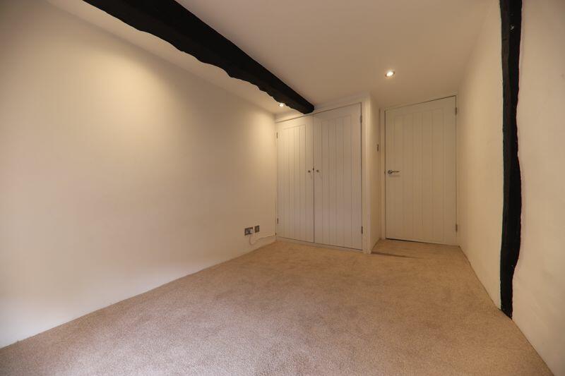 2 bedroom terraced house for sale in High Street, Chalfont St. Giles, HP8