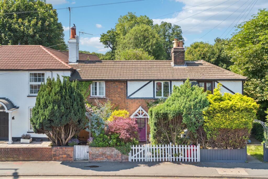 Main image of property: Park Road, Rickmansworth, WD3