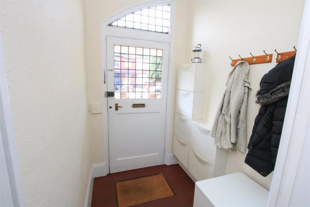 5 bedroom semidetached house for sale in Windsor Road, Doncaster, DN2