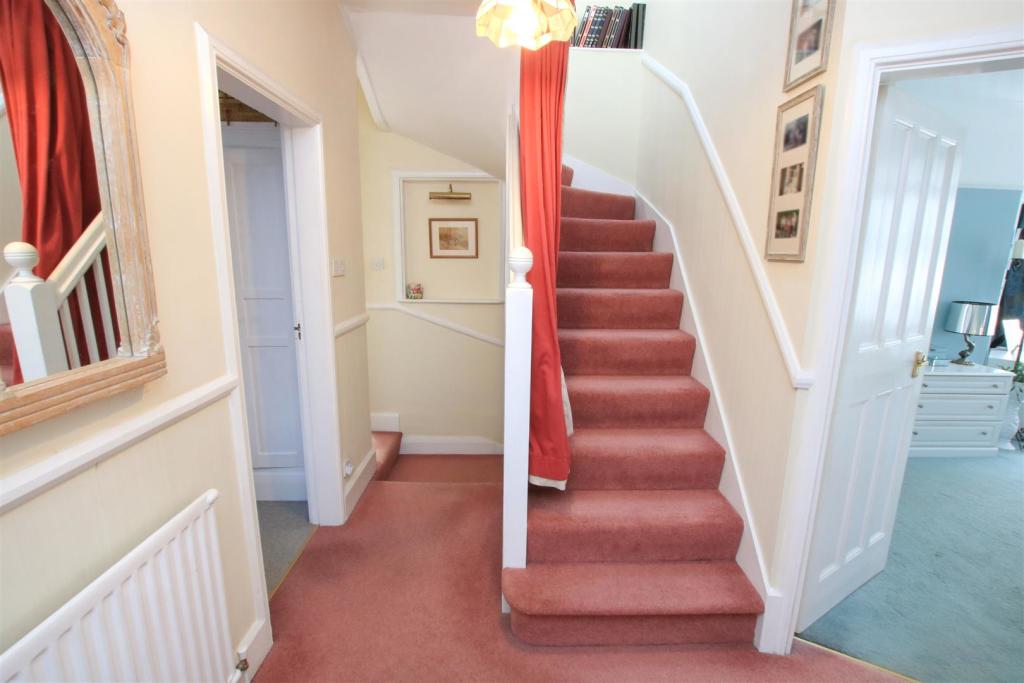 5 bedroom semidetached house for sale in Windsor Road, Doncaster, DN2