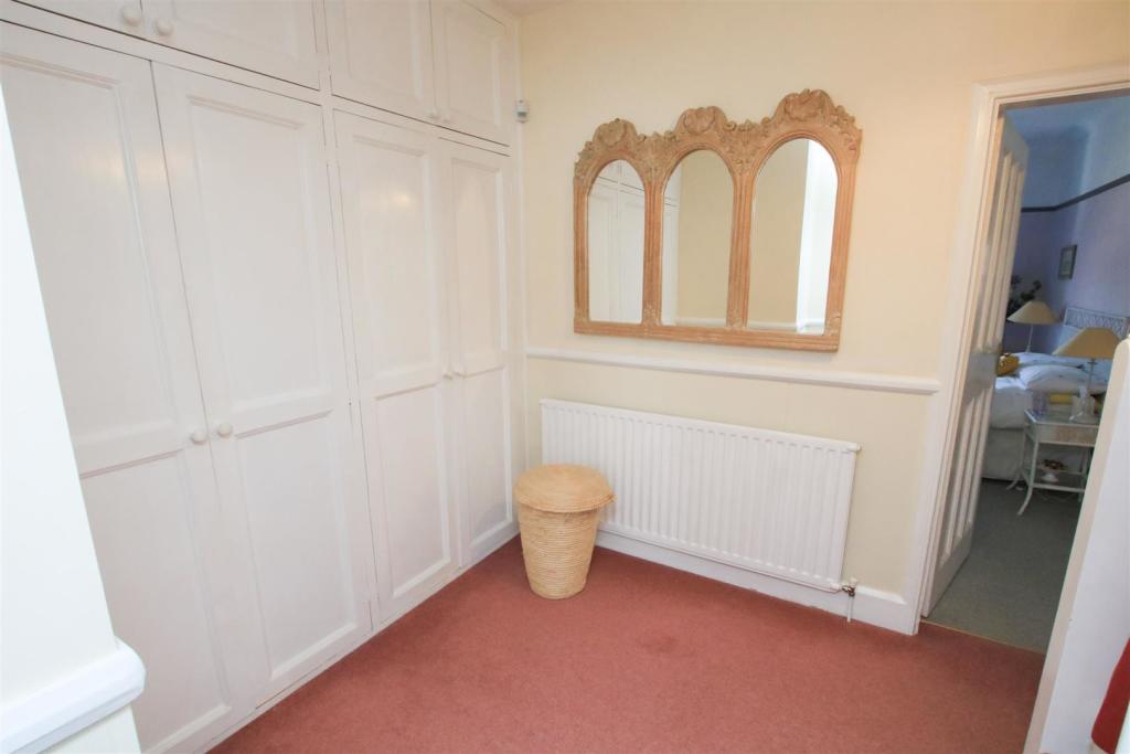 5 bedroom semidetached house for sale in Windsor Road, Doncaster, DN2