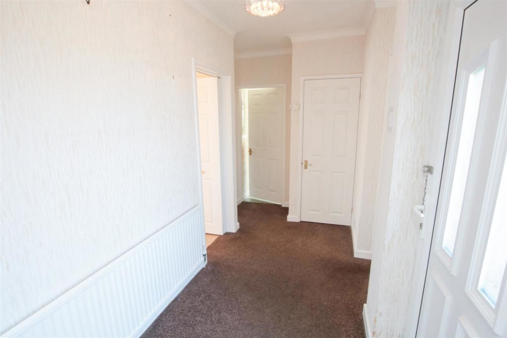 3 bedroom detached bungalow for sale in Ivanhoe Way, Sprotbrough