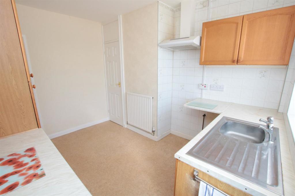 3 bedroom detached bungalow for sale in Ivanhoe Way, Sprotbrough