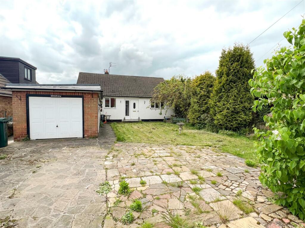3 bedroom detached bungalow for sale in Glen Road, Branton, Doncaster, DN3