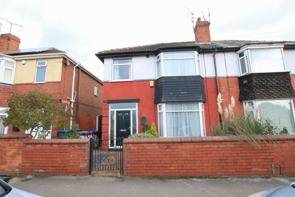 3 bedroom semidetached house for sale in St. Annes Road, Belle Vue