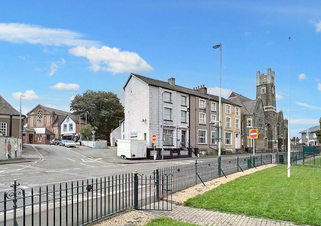 7 bedroom town house for sale in The Strand, Builth Wells, LD2