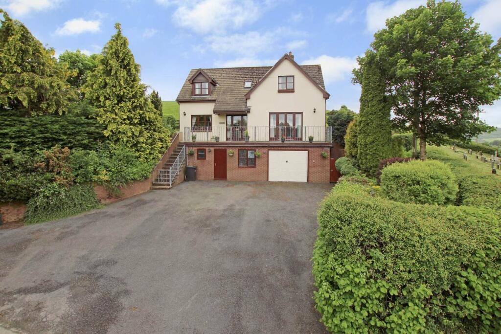 4 bedroom detached house for sale in Franksbridge, Llandrindod Wells, LD1