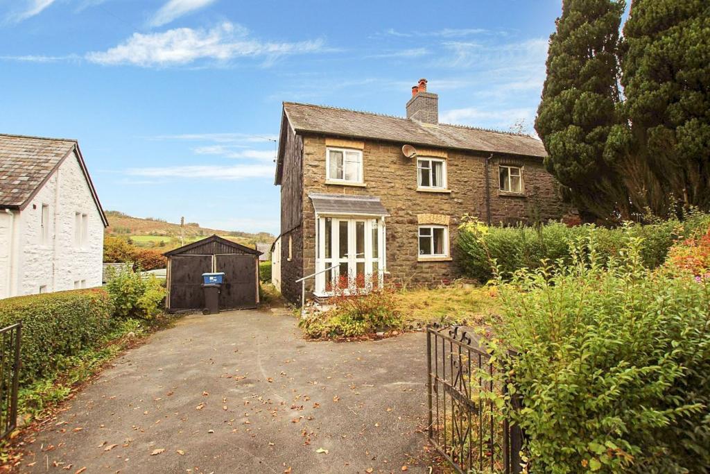 3 bedroom semidetached house for sale in Garth, Llangammarch Wells, LD4