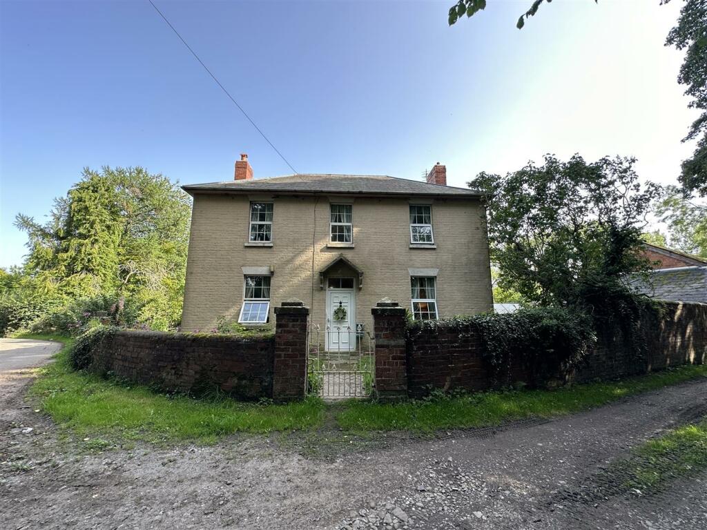 4 bedroom country house for sale in Lyonshall, Kington with approx 1.2