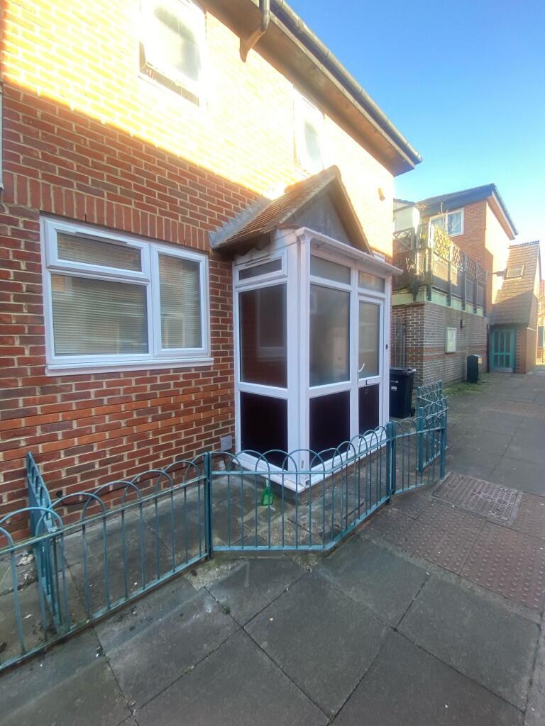 Main image of property: Tiptree Crescent, Ilford, London, IG5