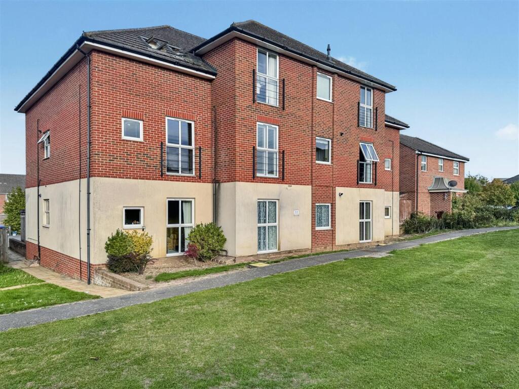 Main image of property: Bedford Court, Farnborough