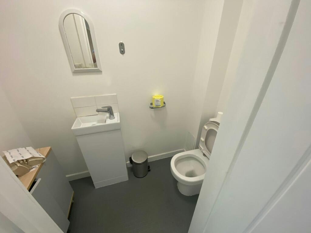 Vine Street Brighton Office 1 3.jpg