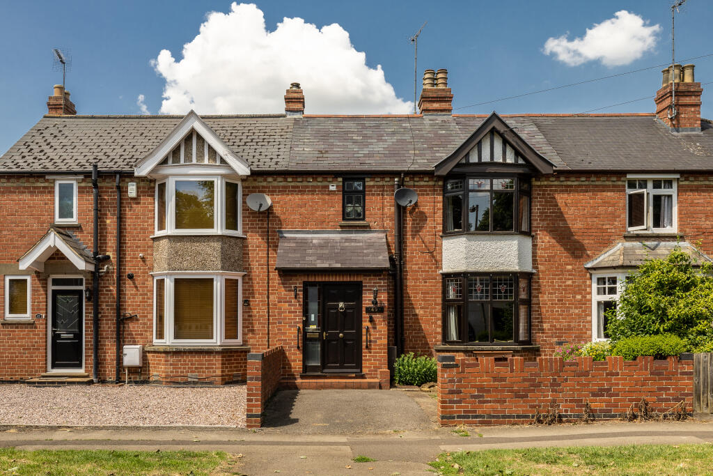 3 bedroom terraced house for sale in 49 Horton View Banbury OX16 9HW, OX16