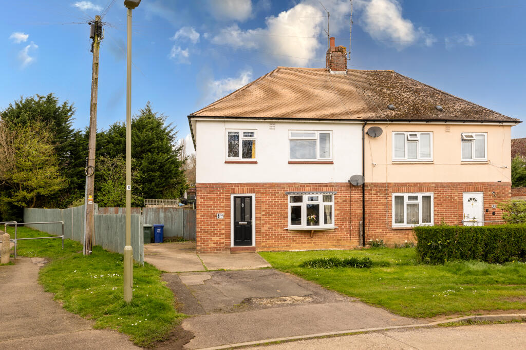 3 bedroom semidetached house for sale in 36 Cherry Road Banbury OX16 0RN, OX16