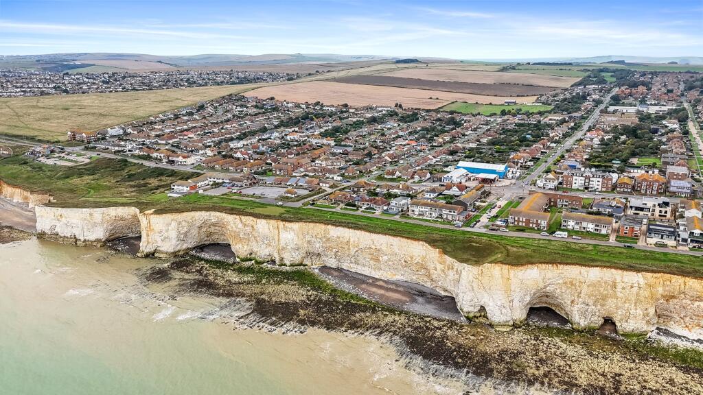Property image for 26 The Esplanade Telscombe Cliffs Peacehaven BN10 7EY