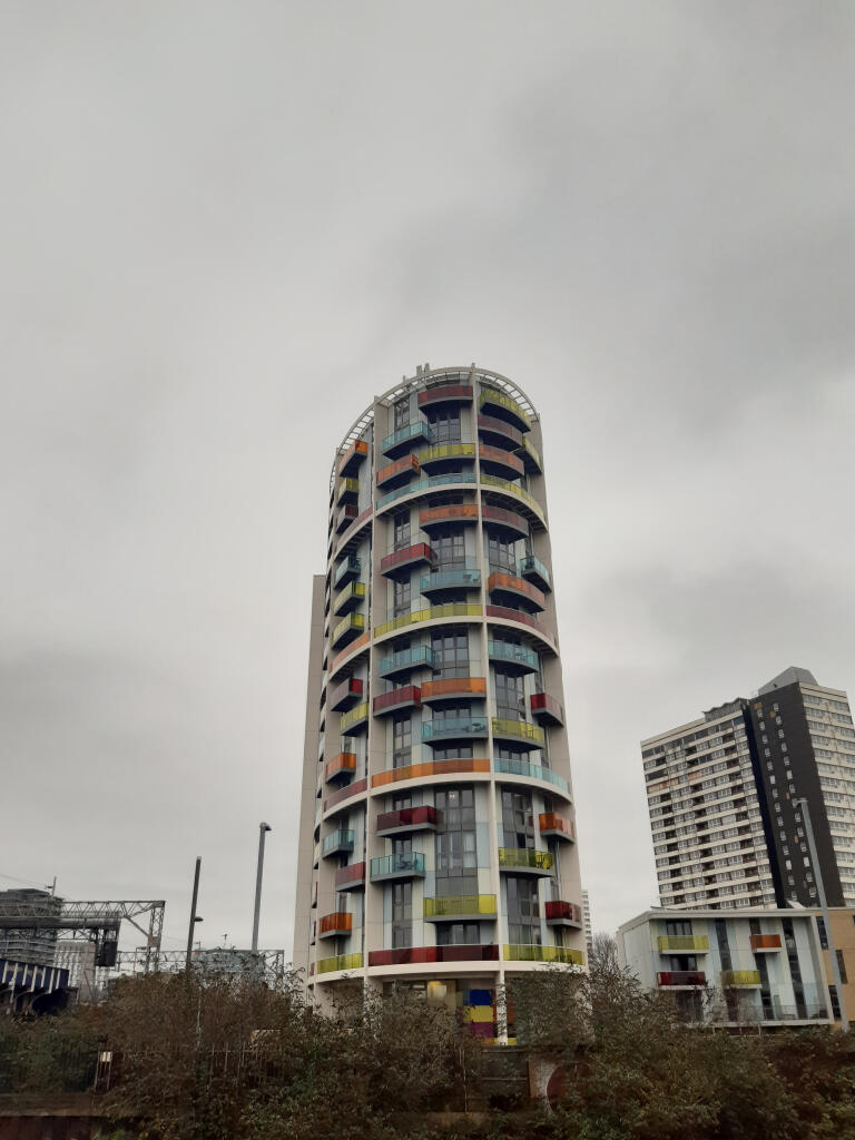 Main image of property: Icona Point, E15