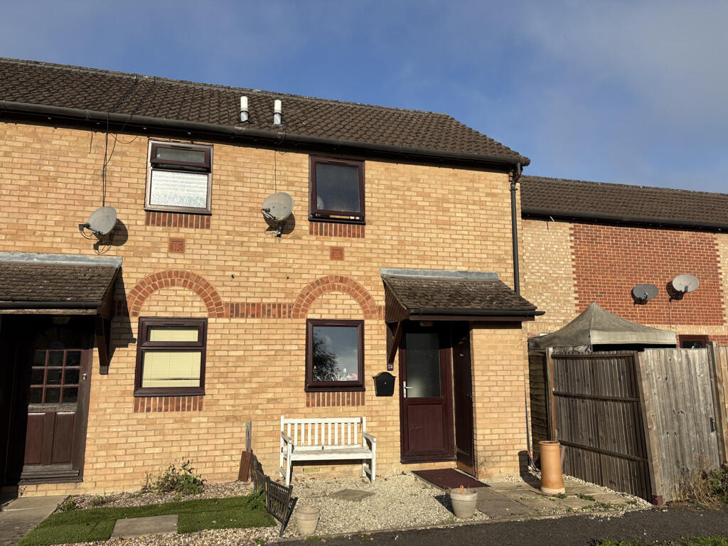 Main image of property: 12 Webb Close Banbury OX16 3WG