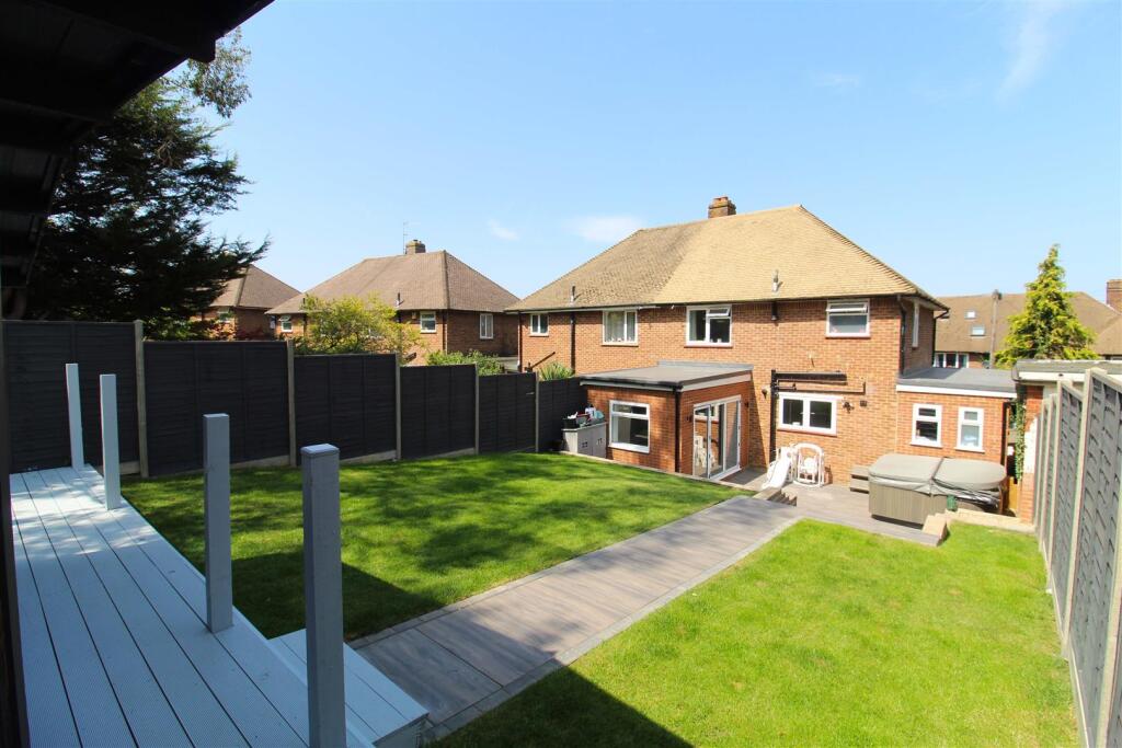 Main image of property: Rosebank, Epsom