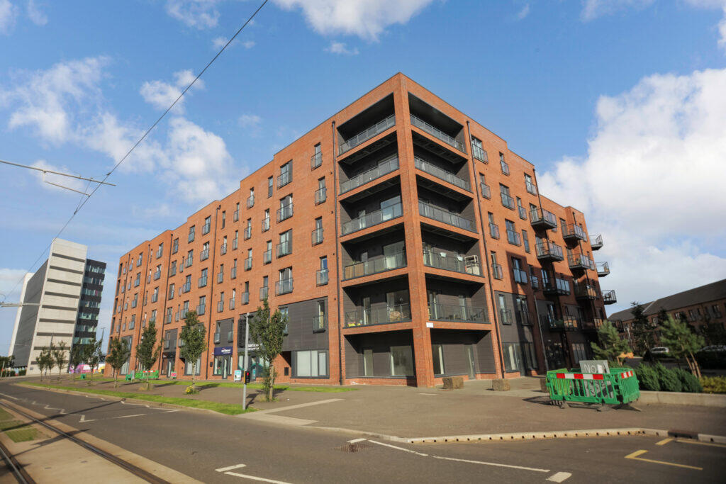 Main image of property: 75/5 Ocean Drive, Edinburgh, EH6 6BP