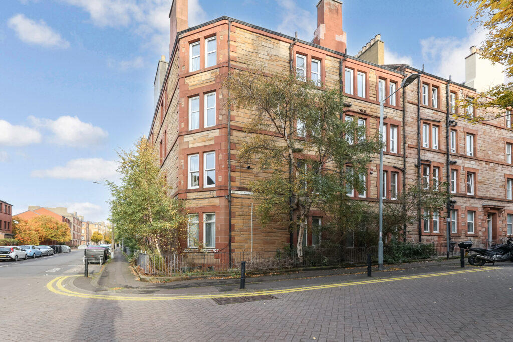 Main image of property: 39/6 Bryson Road, Polwarth, Edinburgh, EH11 1DY