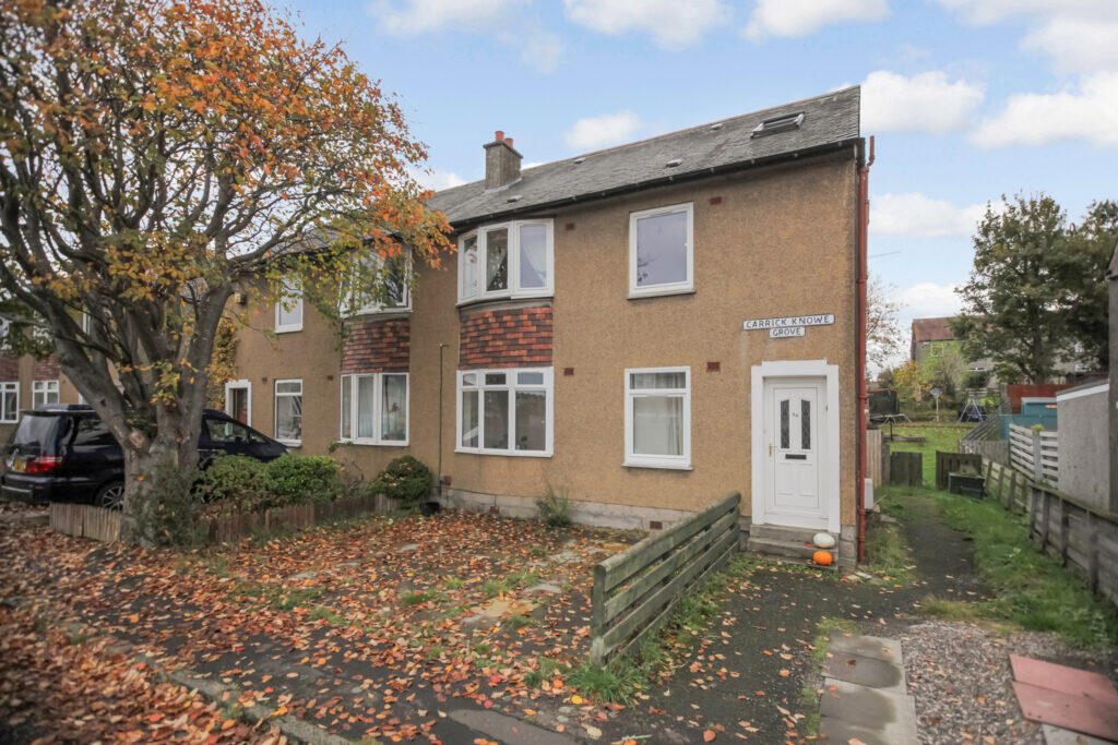 Main image of property: 48 Carrick Knowe Grove, Edinburgh, EH12 7DA