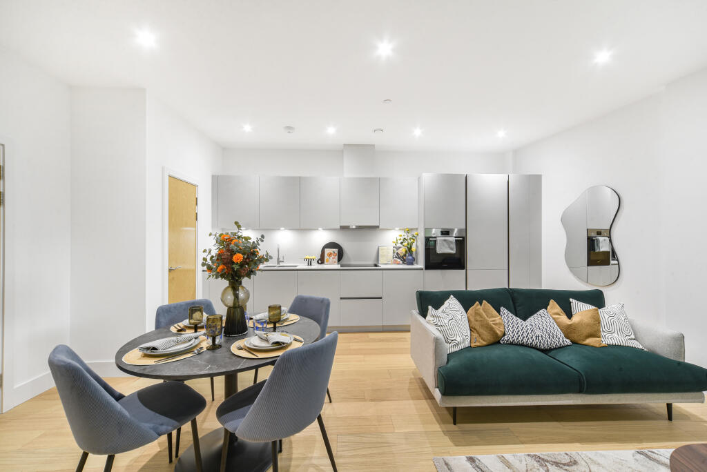 Main image of property: Canonbury Corner, Islington, N1