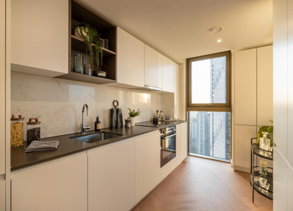 Main image of property: One Thames Quay, Canary Wharf, E14
