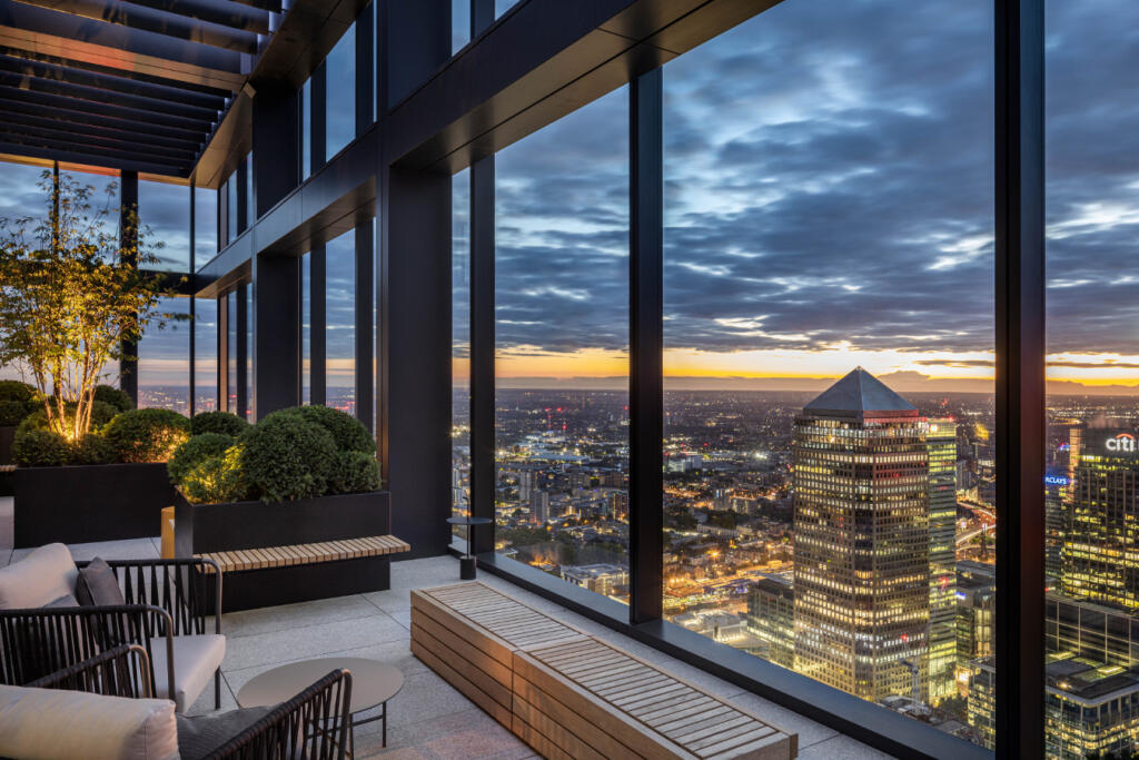 Main image of property: Landmark Pinnacle, Canary Wharf, E14