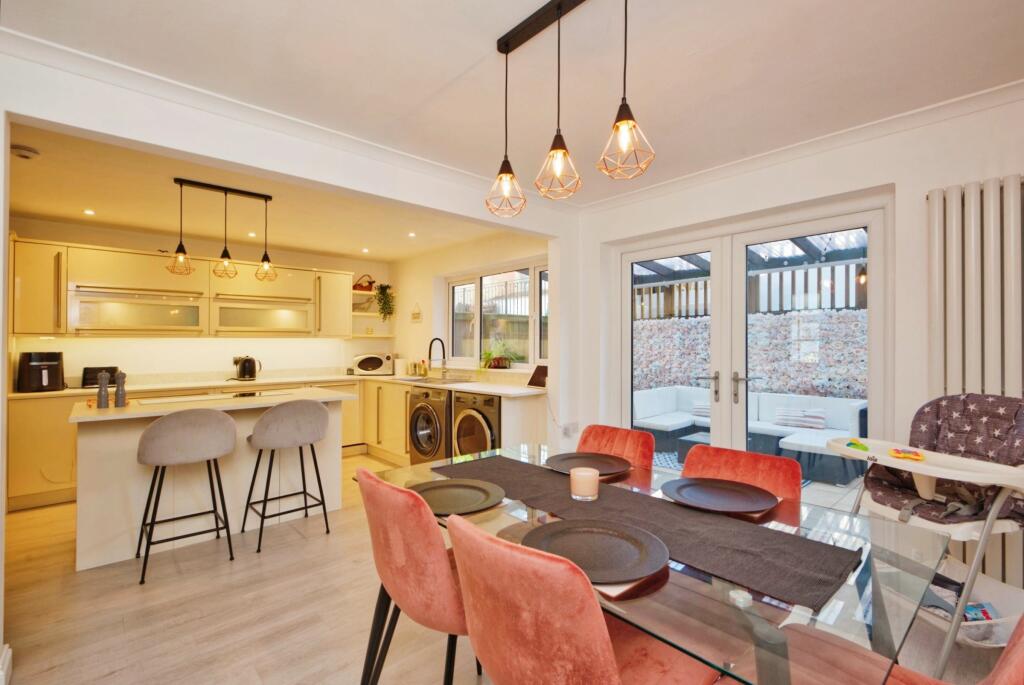 Additional property image - Manor Valley, Weston-super-Mare - MILTON HILLSIDE