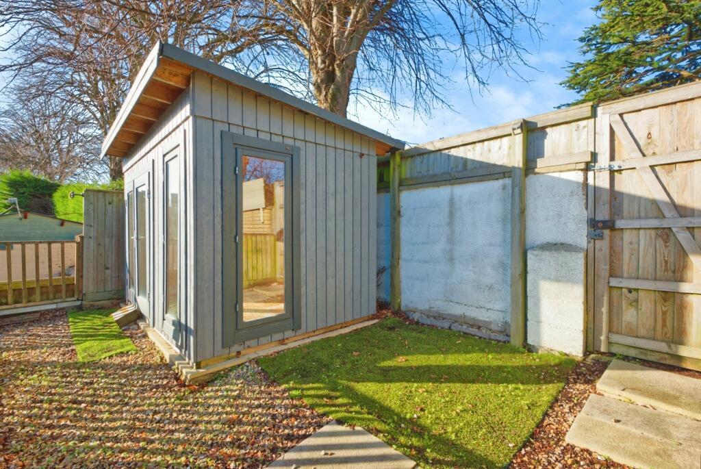 Additional property image - Manor Valley, Weston-super-Mare - MILTON HILLSIDE